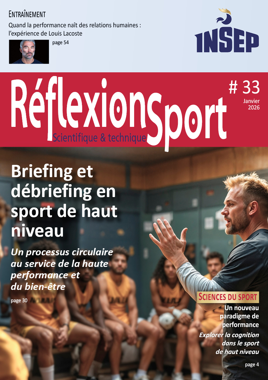 Couverture du numéro 33 de la revue : coach sportif en train de motiver des joueurs de basket dans un vestiaire.