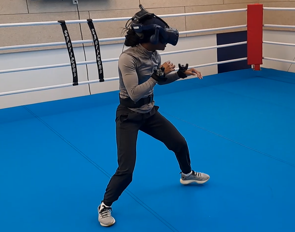 Figure 2 – L’athlète est équipé de capteurs, a minima sur les poignets, pour évaluer sa performance.